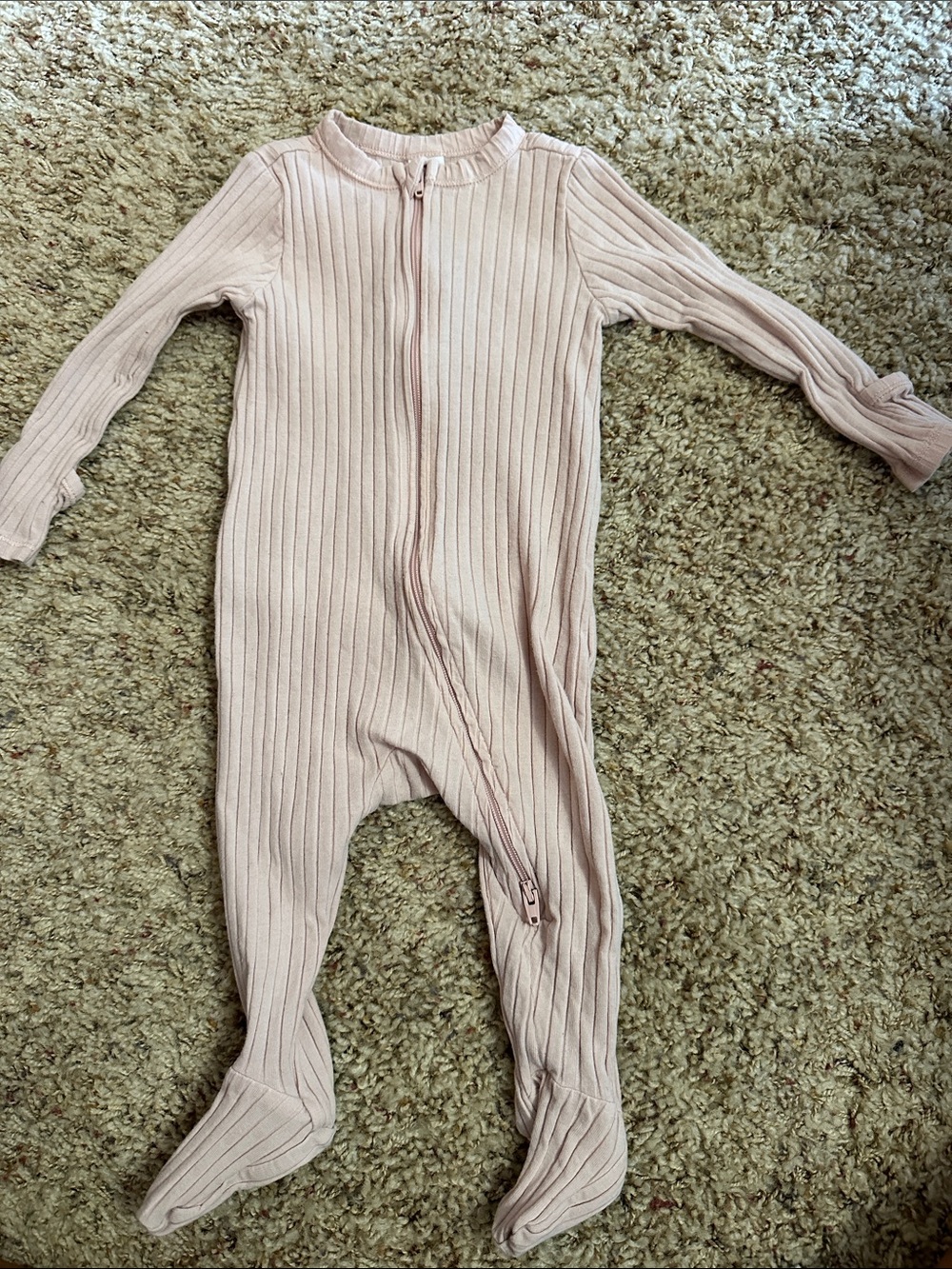 Old Navy Ribbed Zip Footed One-Piece - Light Pink Sozr 6-9 mos.
